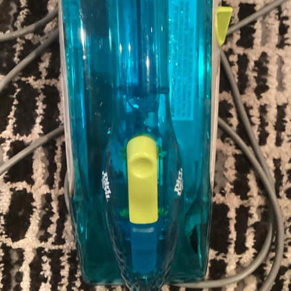 Dirt Devil Spot Scrubber - Picture 4 of 5